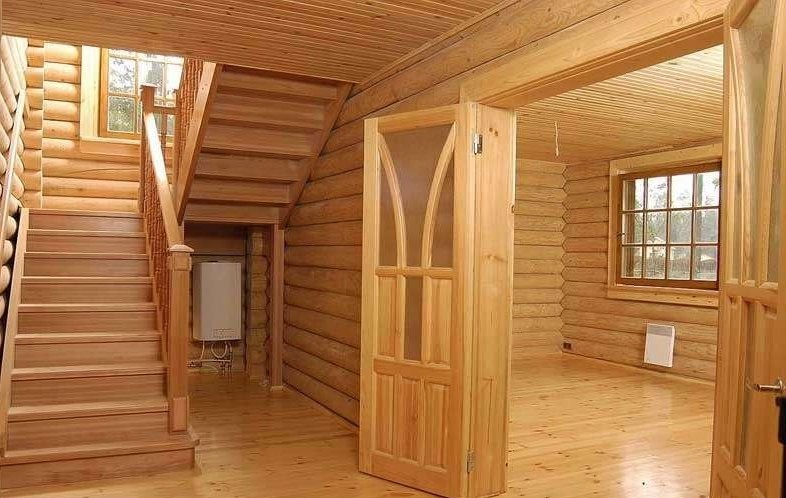 Отделка потолка вагонкой из лиственницы